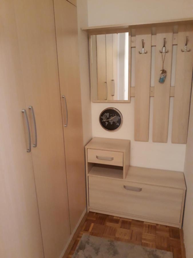 Apartamento Stan Banjica Belgrado Exterior foto