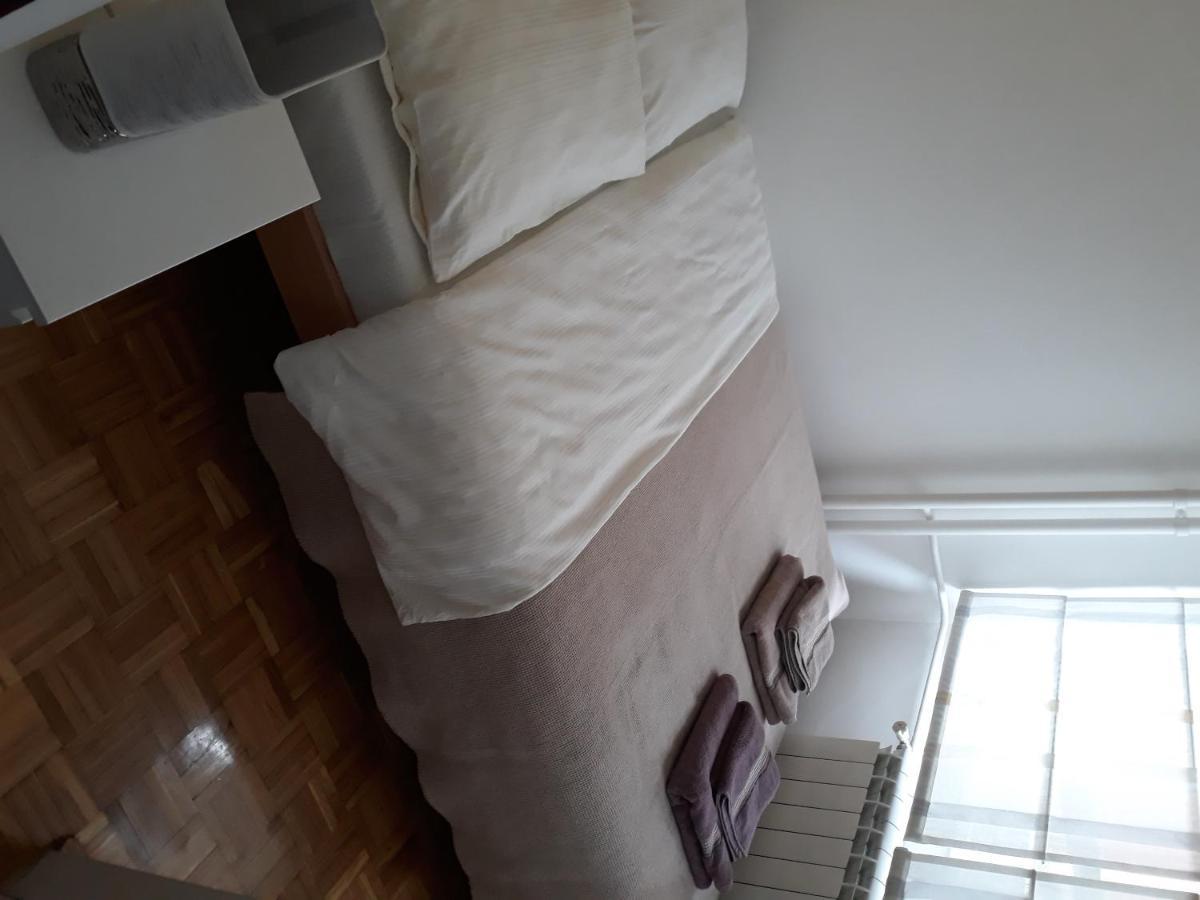 Apartamento Stan Banjica Belgrado Exterior foto