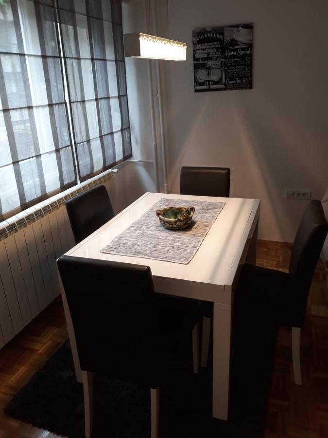 Apartamento Stan Banjica Belgrado Exterior foto